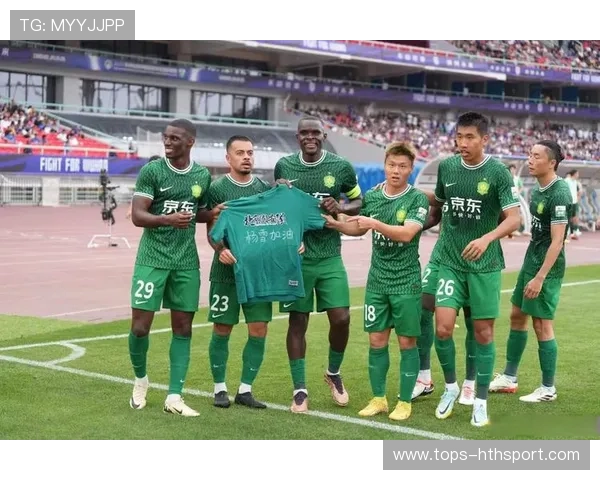 国安球迷在社媒掀起欢迎热潮，新帅人气爆棚