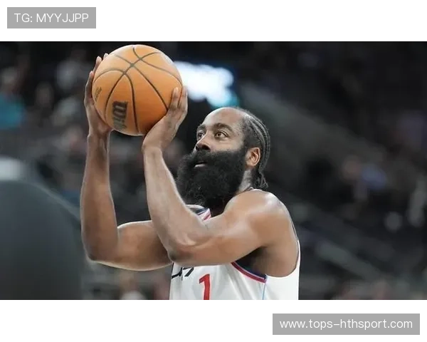 哈登遭遇信任危机，篮球场外的挑战与未来