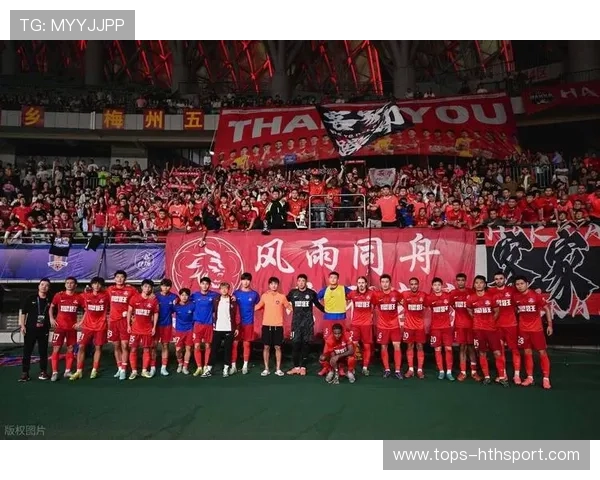 梅州客家新阵容亮相，迎战中超新挑战全力保级